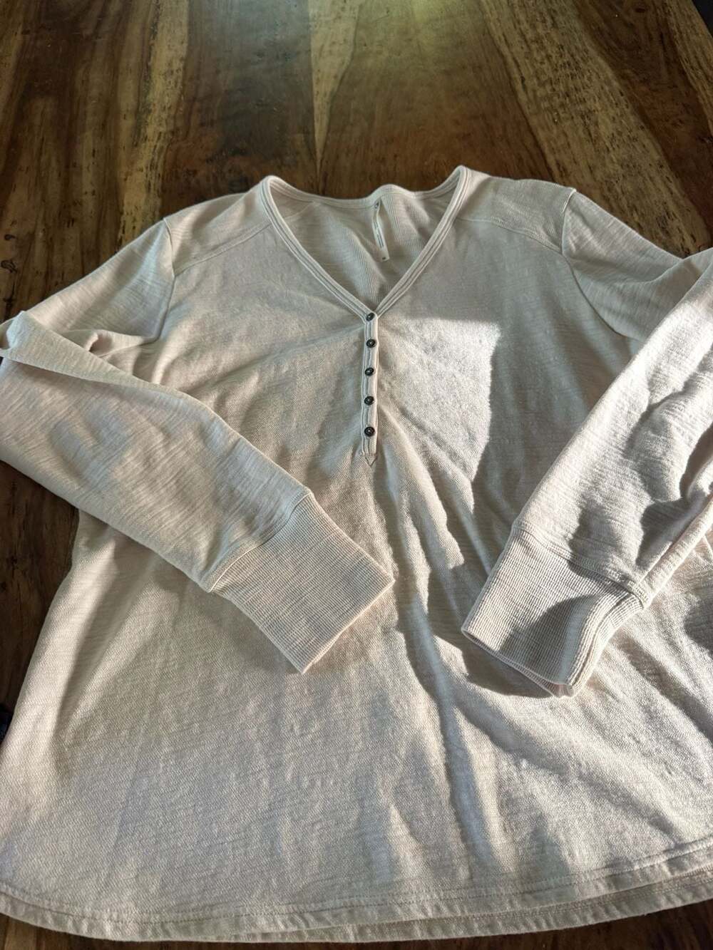 Kuhl Women's Long Sleeve Waffle Knit Henley Shirt Size XL